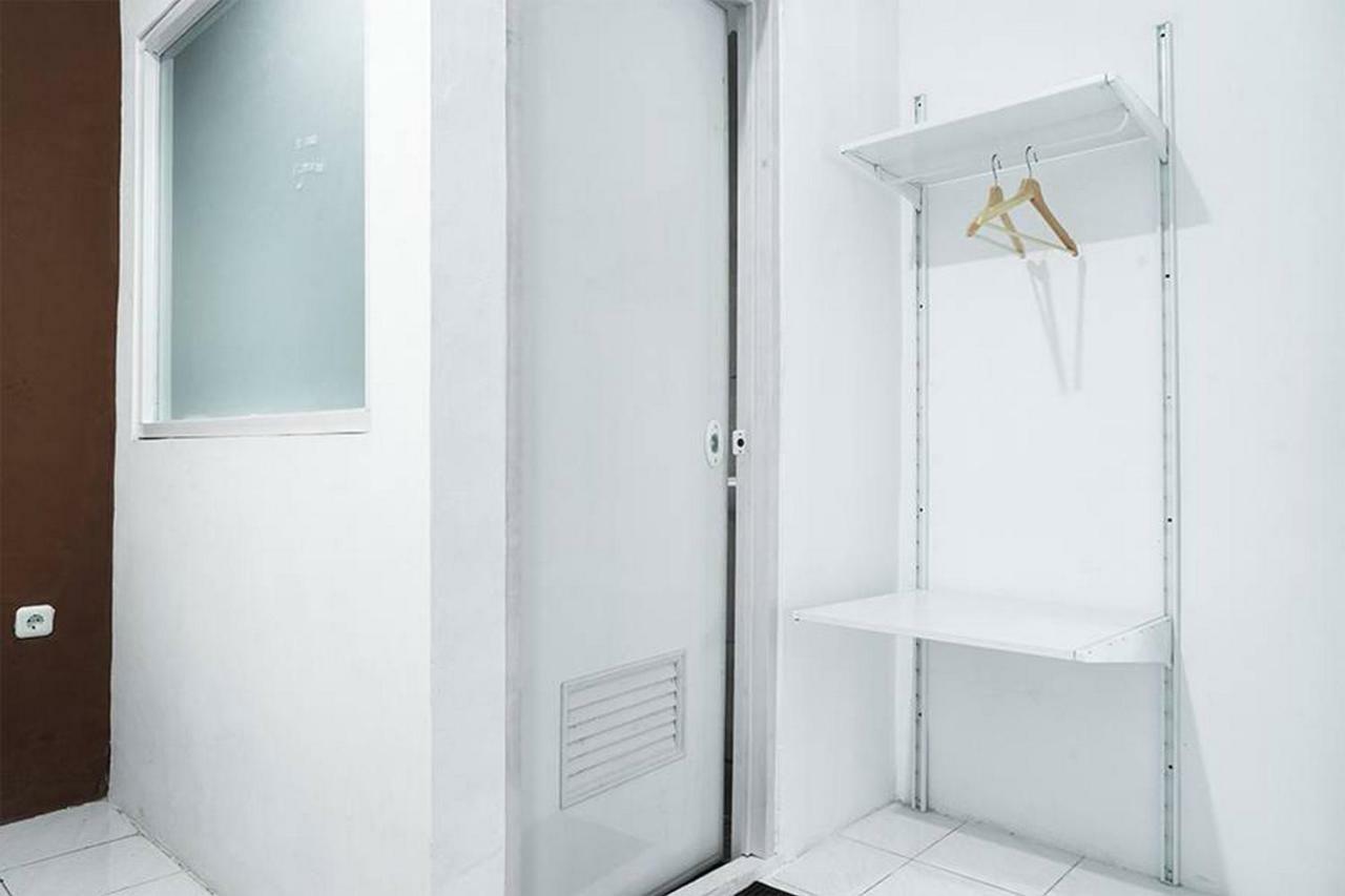 Reddoorz Near Seasons City Mall Yakarta Habitación foto