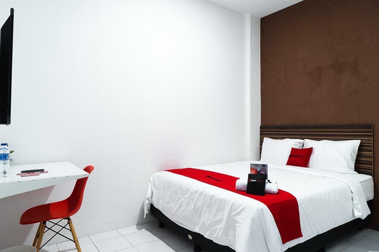 Reddoorz Near Seasons City Mall Yakarta Habitación foto