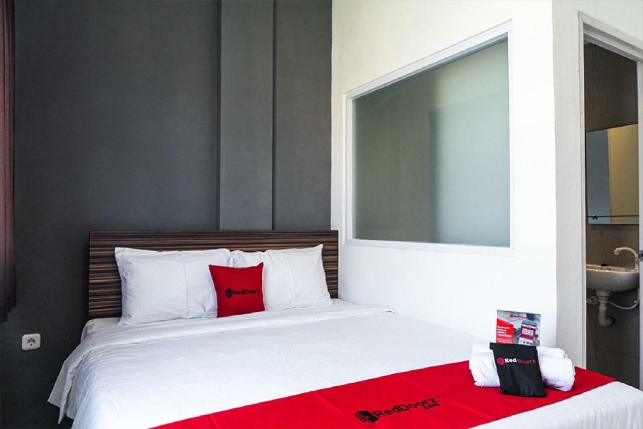 Reddoorz Near Seasons City Mall Yakarta Exterior foto